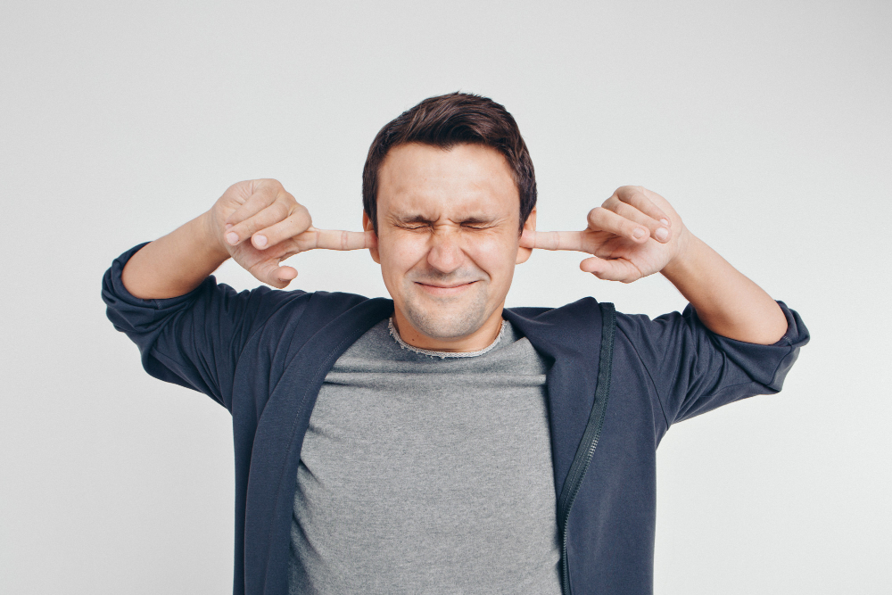 تجربتي مع طنين الأذن